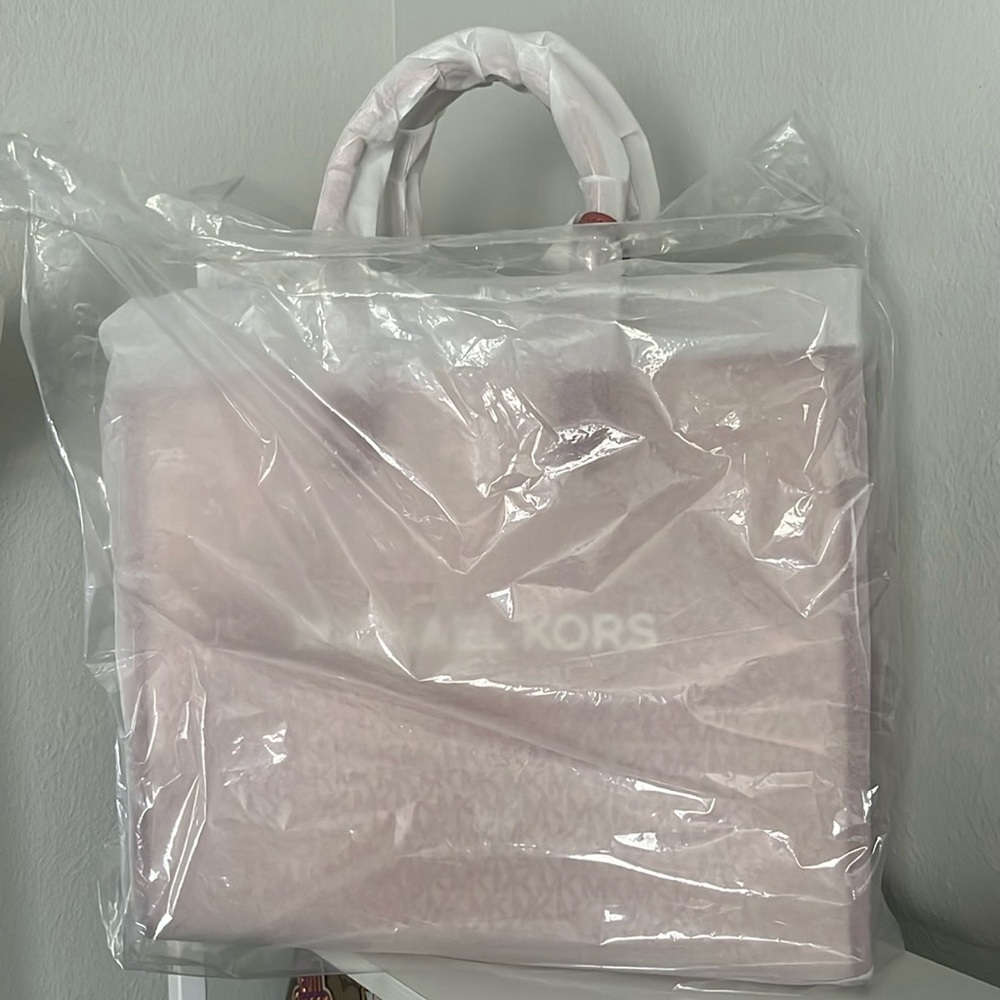 DK PWBLSH ML LG NS TOTE: MIRELLA